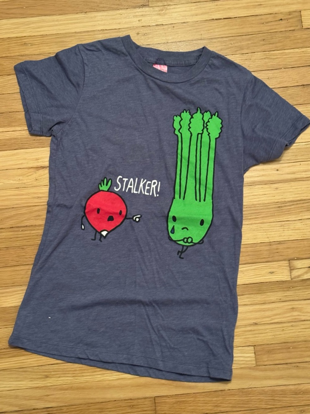 Women’s Graphic Tee - Gray with Green & Red Veggie Print
